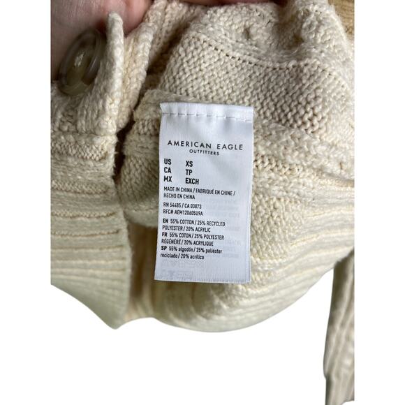 American Eagle Cardigan Sweater Womens XS Creamy Soft Chunky Cable Knit Classic - Picture 7 of 9